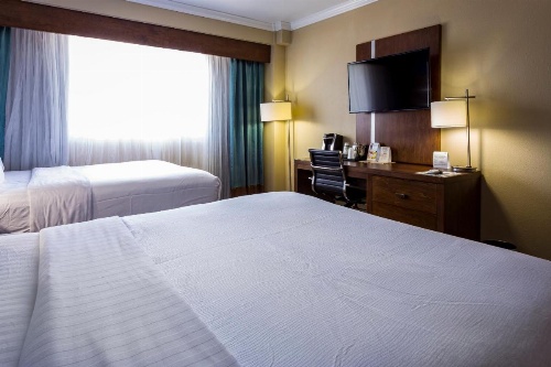 Holiday Inn Houston Downtown image 9